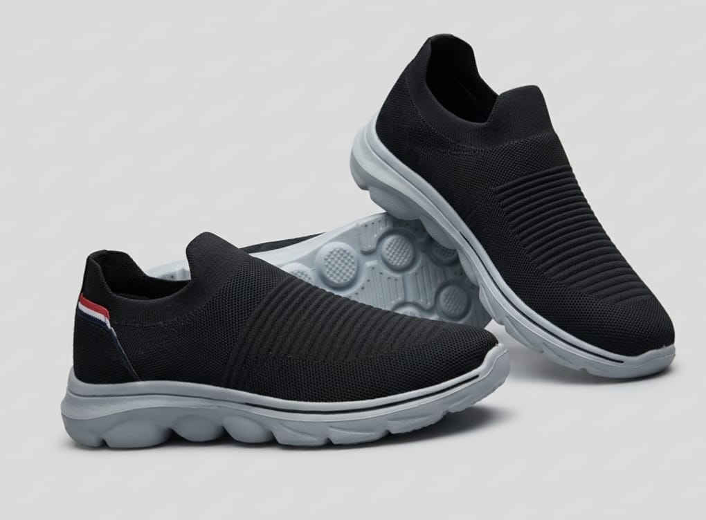 Gents Comfortable Slip-On Jogger Shoes  YZ30-25